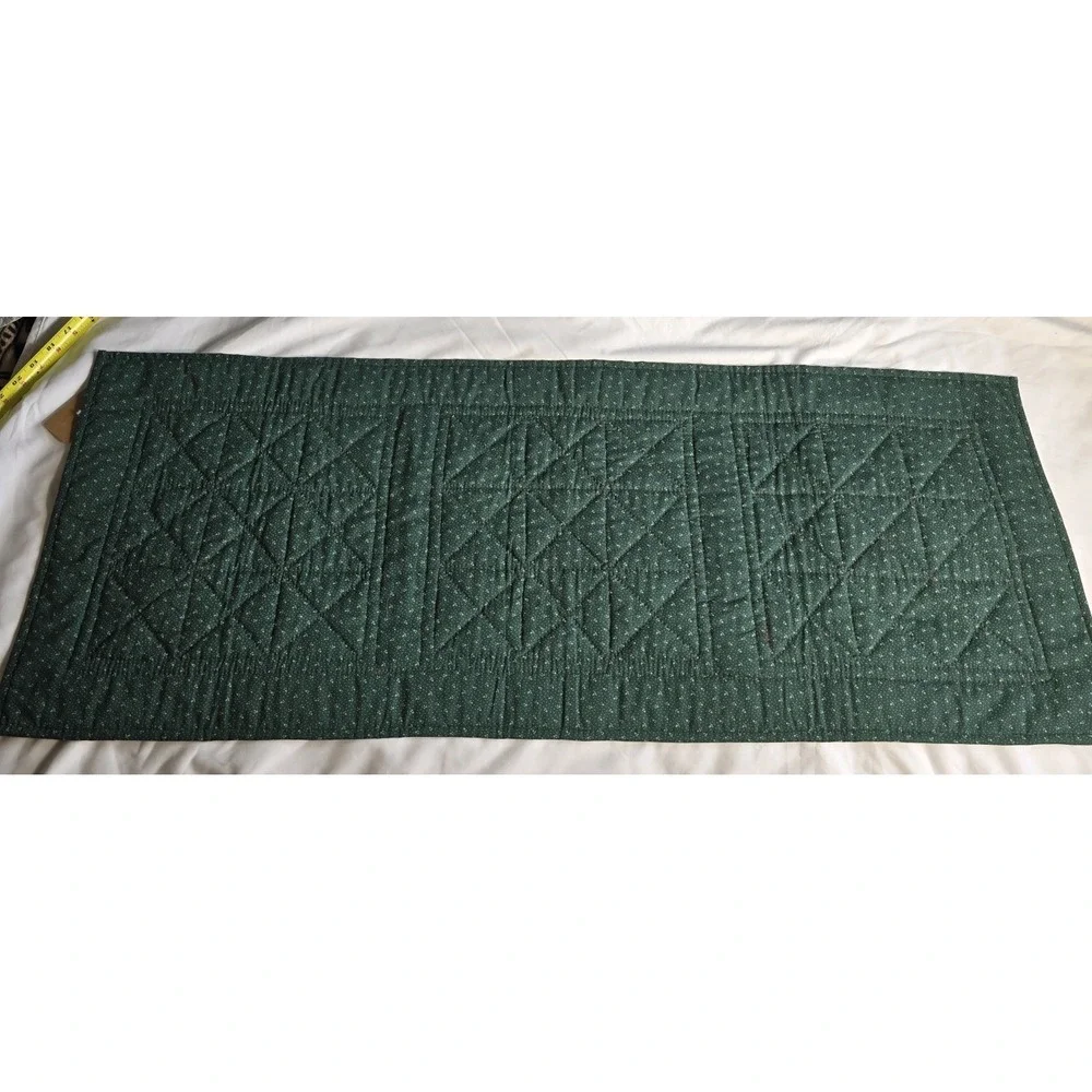 New Handmade Christmas Quilted Patchwork Table Runner 15